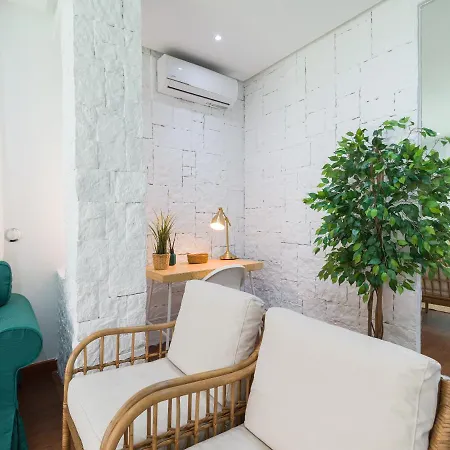 City Family Ciudad Jardin Апартаменты *